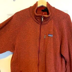 XL Men’s Patagonia Fleece.